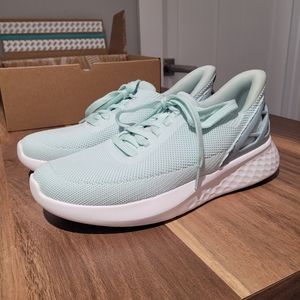 Kizik Athens tennis shoes